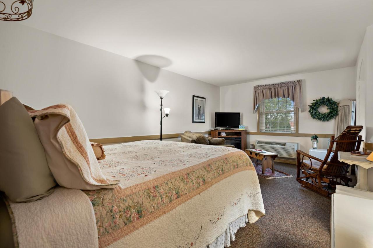 Country Living Inn Smoketown  Ngoại thất bức ảnh